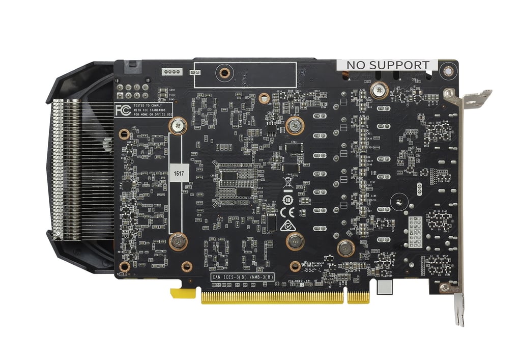 索泰 GeForce® GTX1060-6GD5X 毁灭者HA